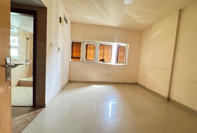 53585219 - Property Image 3