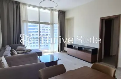 شقة - غرفة نوم - 2 حمامات للبيع في عزيزي عالية - الجداف - دبي