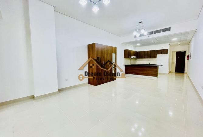 144640216 - Property Image 3