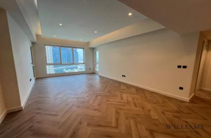 Apartment - 2 Bedrooms - 3 Bathrooms for rent in Marina Residences 2 - Marina Residences - Palm Jumeirah - Dubai