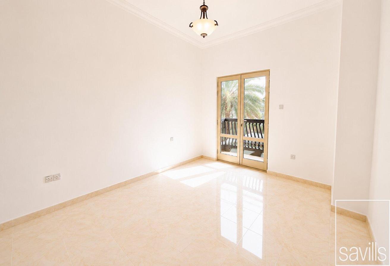 Upgraded | Spacious | Large Plot | Lake View photo 12