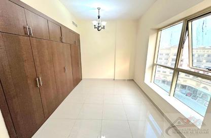 Apartment - 1 Bedroom - 2 Bathrooms for rent in Muwaileh 29 Building - Muwaileh - Sharjah