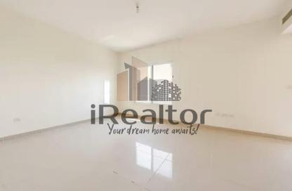 Villa - 5 - 6 for sale in Contemporary Style - Al Reef Villas - Al Reef - Abu Dhabi