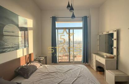 Apartment - 1 Bedroom - 2 Bathrooms for rent in Mazaya 25 - Queue Point - Liwan - Dubai Land - Dubai