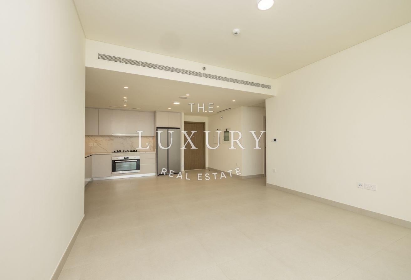 Luxury 3BR+Maid | Full Marina View | Beach Access photo 4