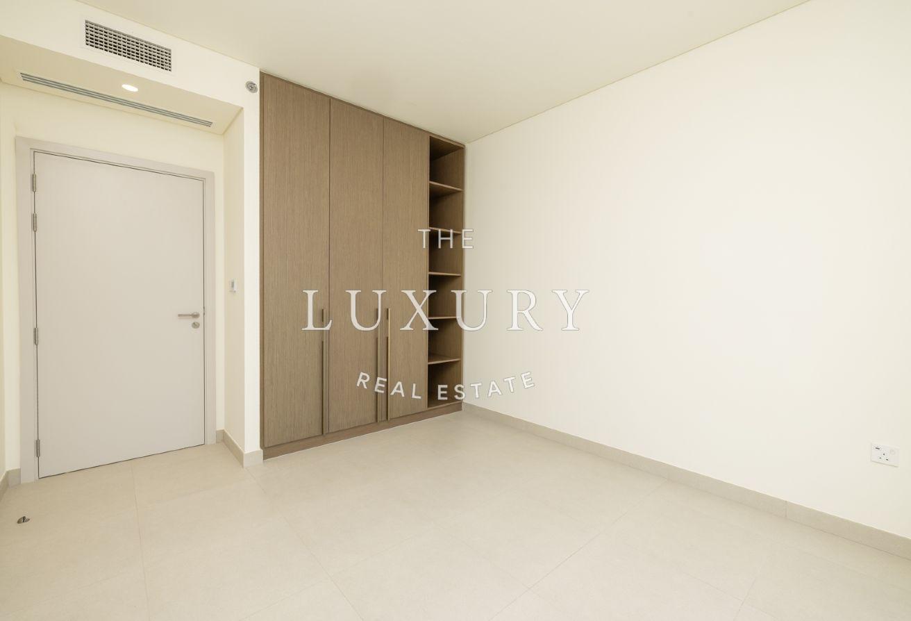 Luxury 3BR+Maid | Full Marina View | Beach Access photo 11