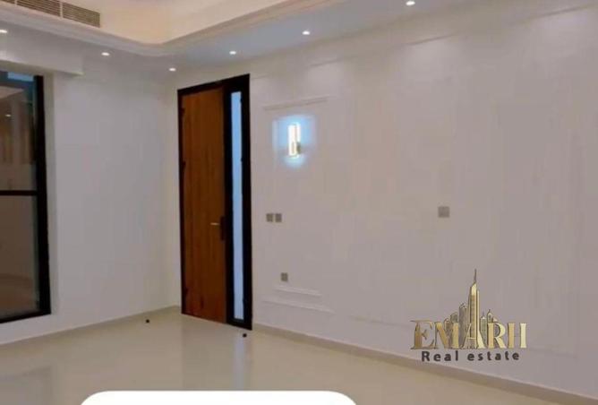 100391236 - Property Image 3