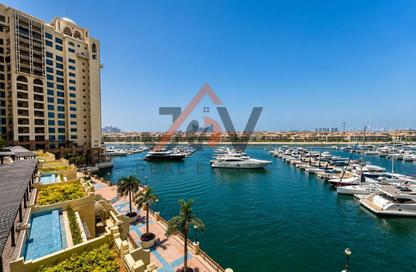 Apartment - 3 Bedrooms - 5 Bathrooms for rent in Marina Residences 6 - Marina Residences - Palm Jumeirah - Dubai