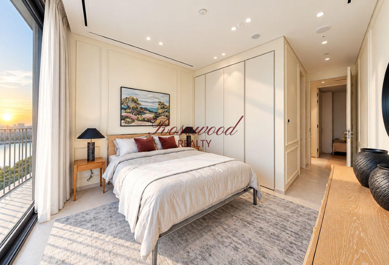 Fully Furnished|Upgraded| Full Canal View photo 10