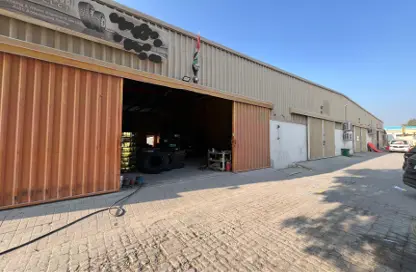مستودع - استوديو للبيع في القوز الصناعية - القوز - دبي