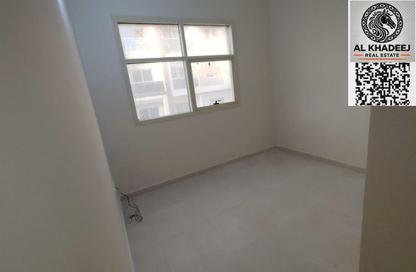 Apartment - 2 Bedrooms - 2 Bathrooms for rent in Al Jurf 2 - Al Jurf - Ajman Downtown - Ajman