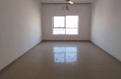 Apartment - 2 Bedrooms - 2 Bathrooms for rent in Al Khan Corniche - Al Khan - Sharjah