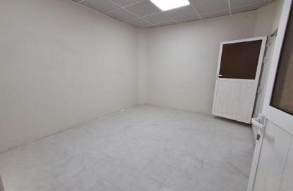 Villa - 5 Bedrooms - 4 Bathrooms for rent in Al Ghafia - Al Riqqa - Sharjah