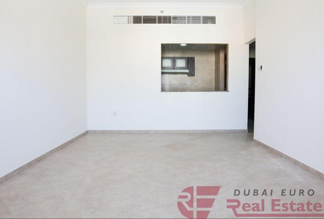127464016 - Property Image 3