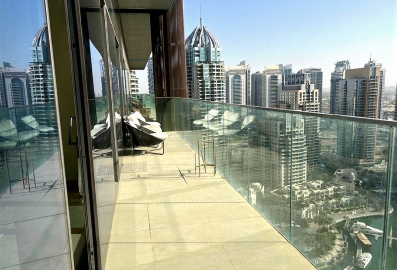 Topside- Waterfront - Furnished- Opulent Community — image 10
