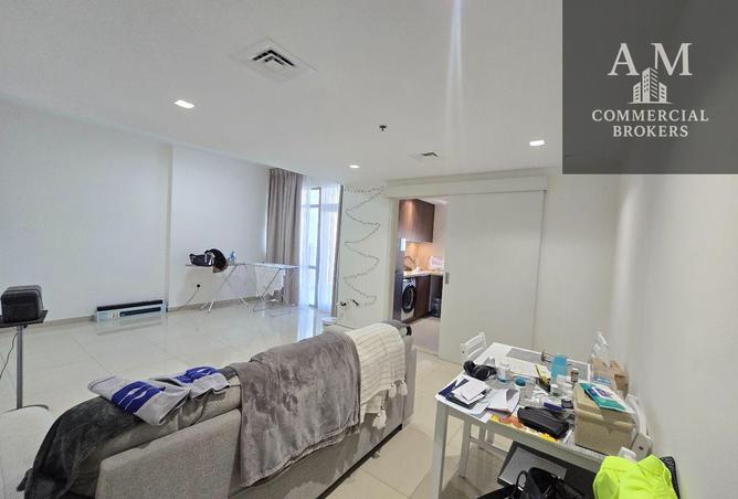 98695384 - Property Image 3