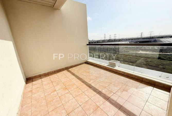 81110284 - Property Image 3