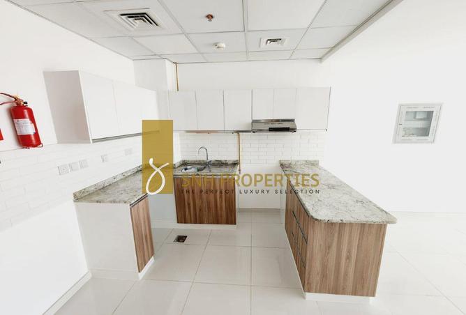 76586789 - Property Image 3