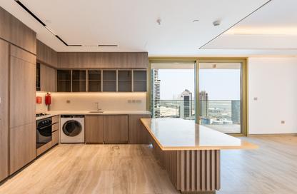 Apartment - 1 - 2 for sale in St. Regis Residences Financial Center Road - Downtown Dubai - Dubai