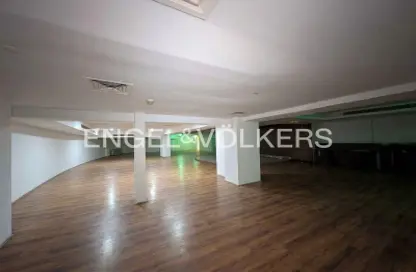 Office Space - Studio - 1 Bathroom for rent in Fairmont Hotel - Sheikh Zayed Road - Dubai