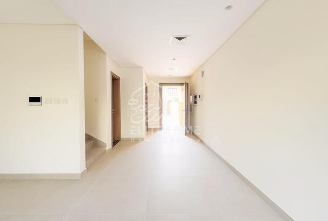 90921635 - Property Image 2