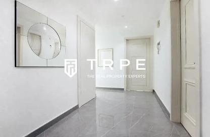Apartment - 1 Bedroom - 2 Bathrooms for sale in Fairfield Tower - Park Island - Dubai Marina - Dubai