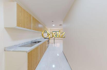 Apartment - 1 Bedroom - 2 Bathrooms for rent in Golden Sands 12 - Al Mankhool - Bur Dubai - Dubai