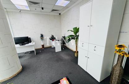 Office Space - Studio - 1 Bathroom for rent in Al Fajer Complex - Oud Metha - Bur Dubai - Dubai Office Space - Studio - 1 Bathroom for rent in Al Fajer Complex - Oud Metha - Bur Dubai - Dubai