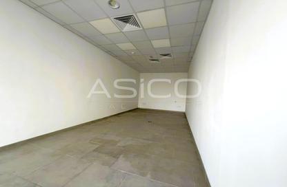 Shop - Studio for rent in Al Huda Building - Naif - Deira - Dubai