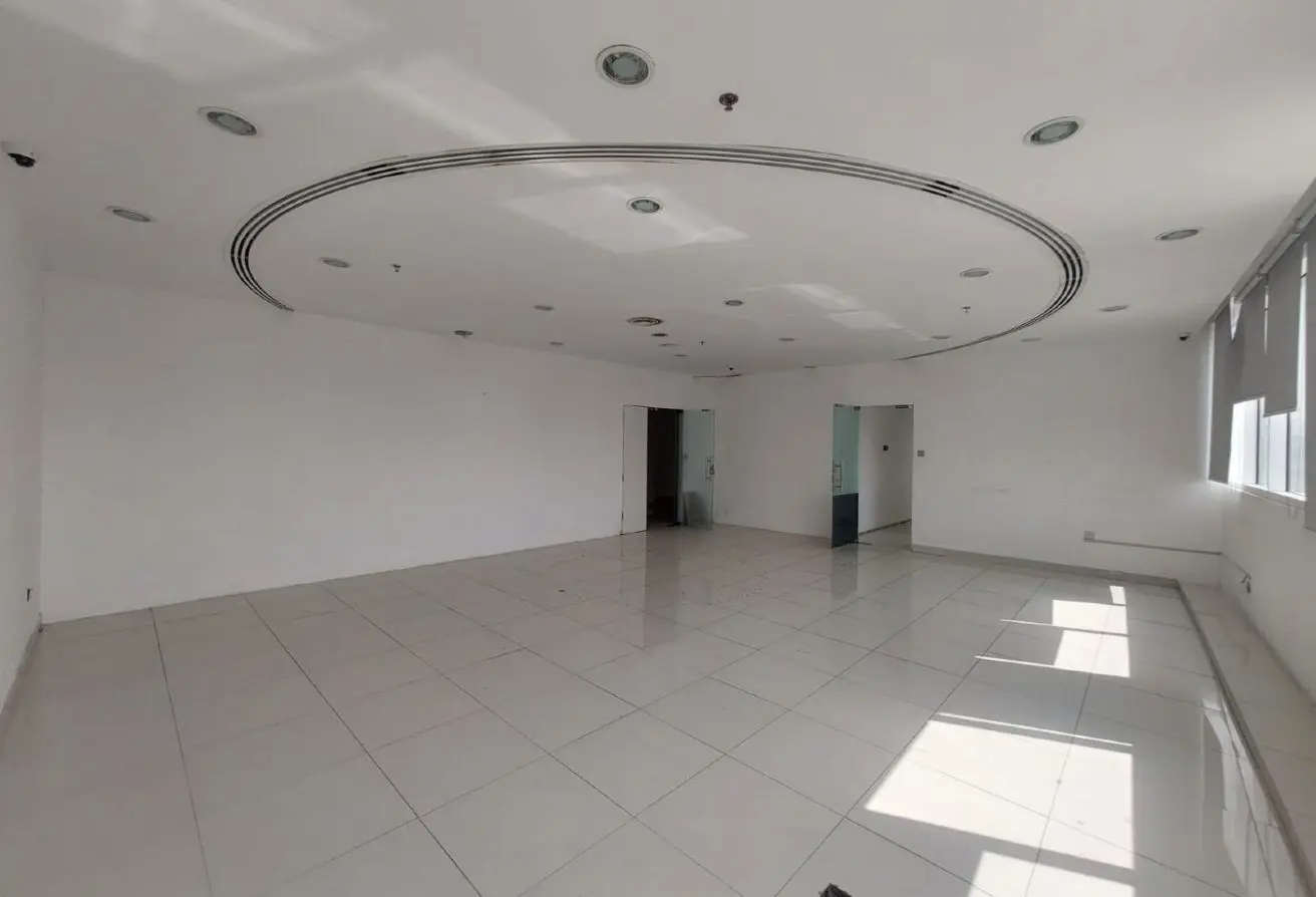 127477908 - Property Main Image
