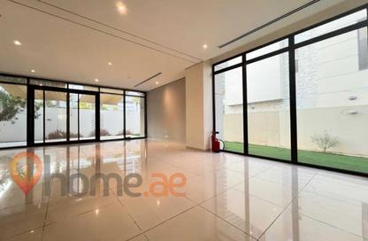 Villa - 3 Bedrooms - 5 Bathrooms for rent in Brookfield - Damac Hills - Dubai