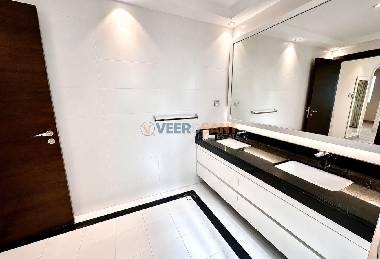 Spacious Villa | Huge Plot | Gated Community photo 24