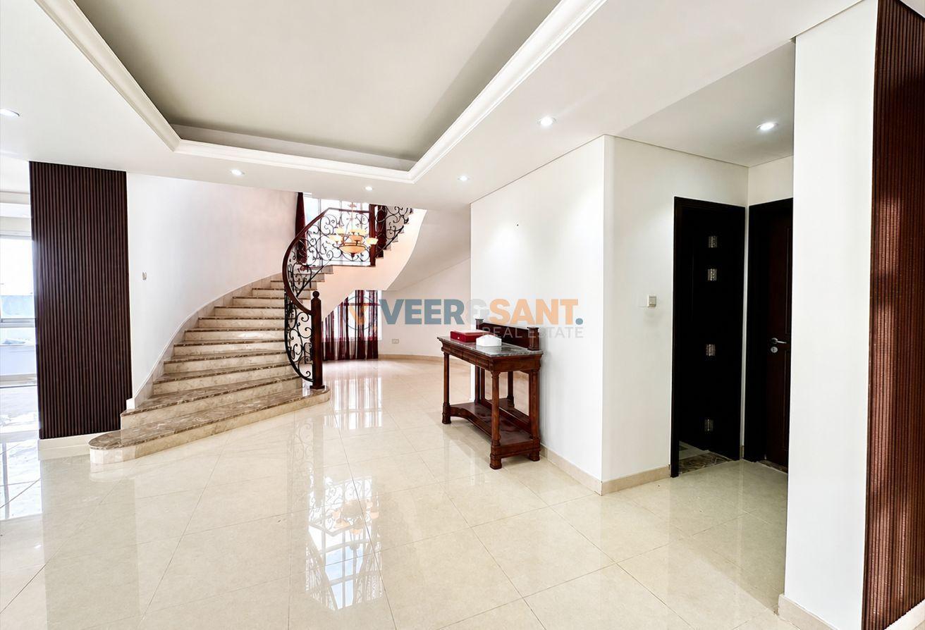Spacious Villa | Huge Plot | Gated Community
