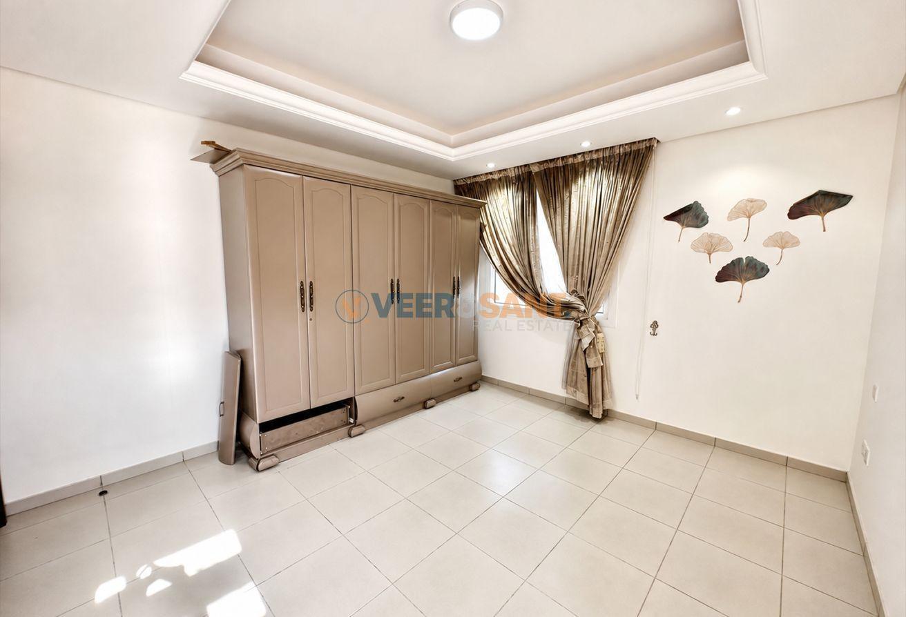 Spacious Villa | Huge Plot | Gated Community photo 13