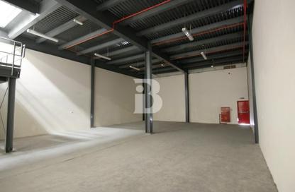 Warehouse - Studio for rent in Dubai Investment Park (DIP) - Dubai
