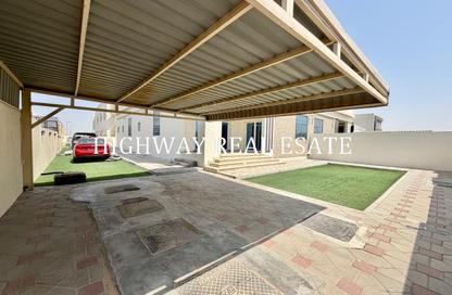 Villa - 5 - 7 for rent in Nasma Residence - Al Tai - Sharjah