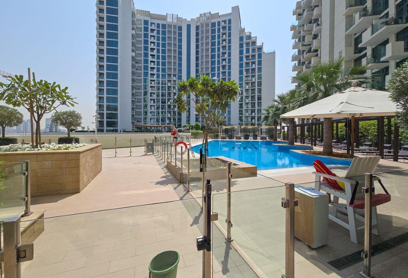 Furnished | Skyline View | Vacant photo 11