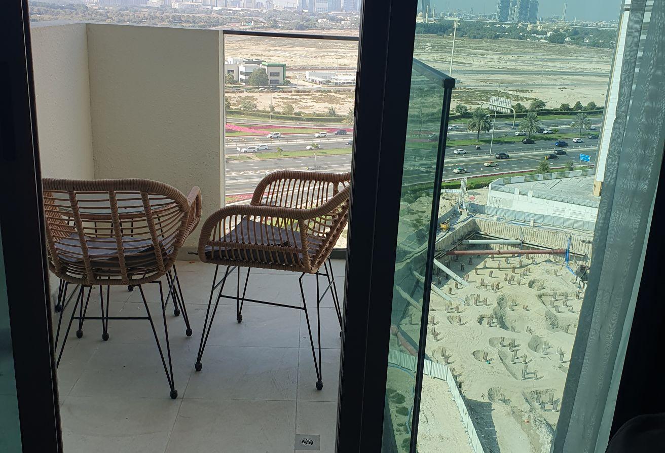 Furnished | Skyline View | Vacant photo 6