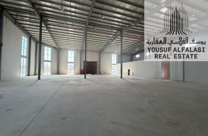 Warehouse - Studio - 2 Bathrooms for rent in Umm Al Thuoob - Umm Al Quwain