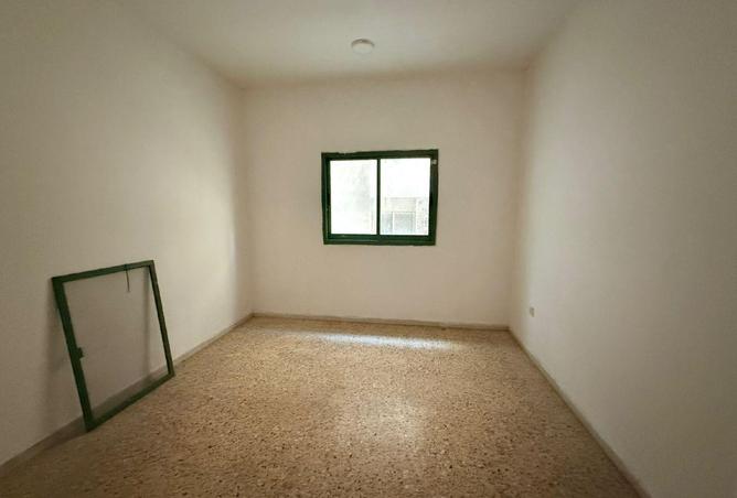 2PKPMOMIxDU - Property Image 3