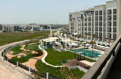 Apartment - 2 Bedrooms - 3 Bathrooms for sale in Views F - Yas Golf Collection - Yas Island - Abu Dhabi