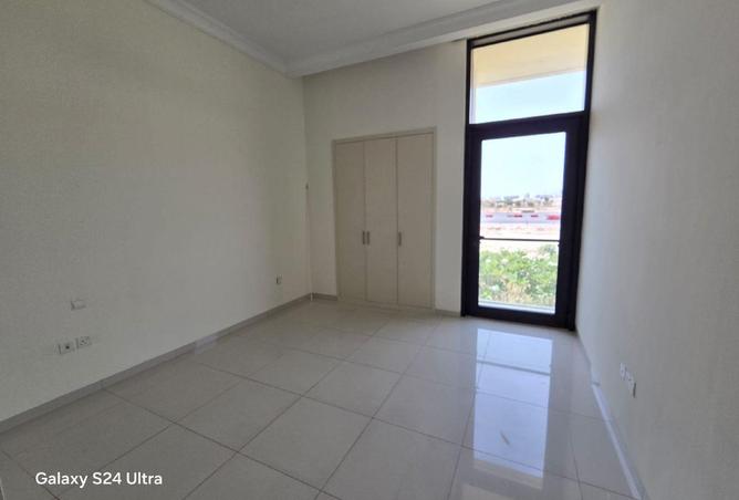 114619389 - Property Image 3