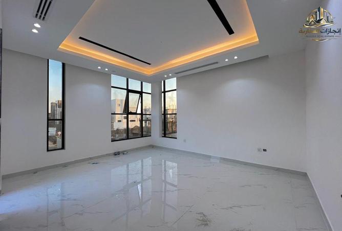 90496457 - Property Image 3
