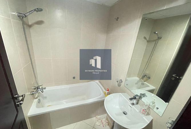 74233418 - Property Image 3