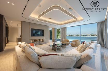 Villa - 6 Bedrooms - 6 Bathrooms for sale in Garden Homes Frond D - Garden Homes - Palm Jumeirah - Dubai