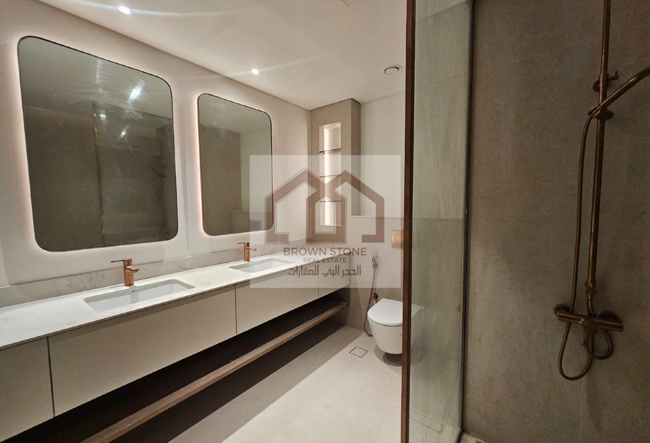 Brand New | 4 BHK+Maid | Single Row | Prime Area photo 12