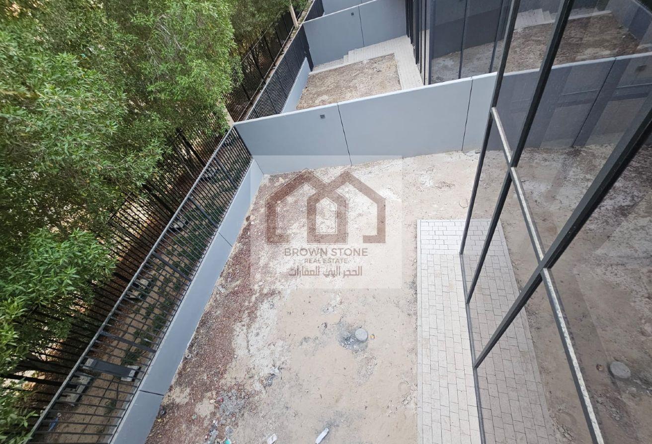 Brand New | 4 BHK+Maid | Single Row | Prime Area photo 28
