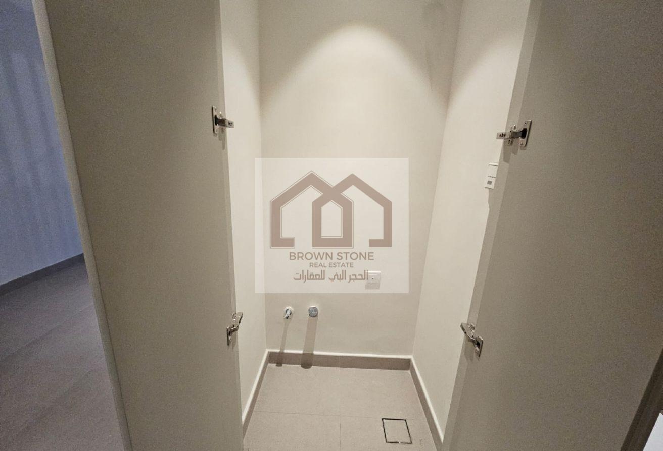 Brand New | 4 BHK+Maid | Single Row | Prime Area photo 25