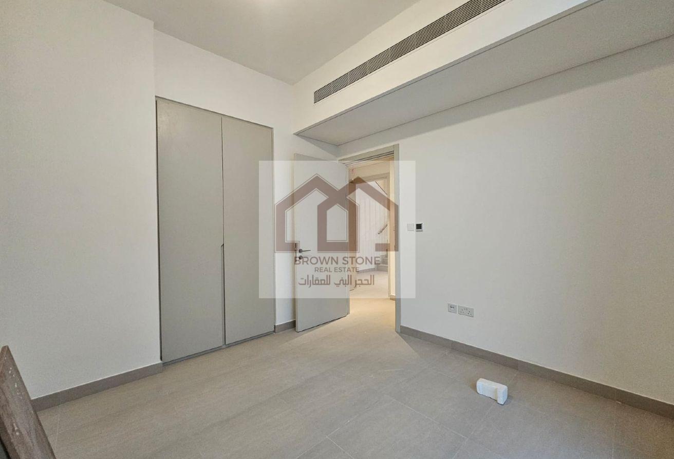 Brand New | 4 BHK+Maid | Single Row | Prime Area photo 22