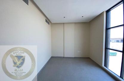 Apartment - 2 Bedrooms - 2 Bathrooms for rent in Al Jurf Industrial 3 - Al Jurf Industrial - Ajman